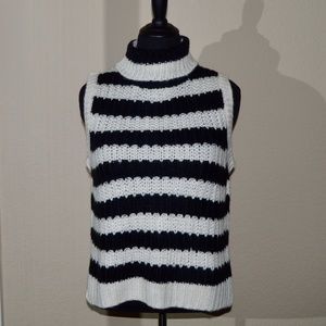 Sleeveless Turtleneck Black/White Striped Sweater