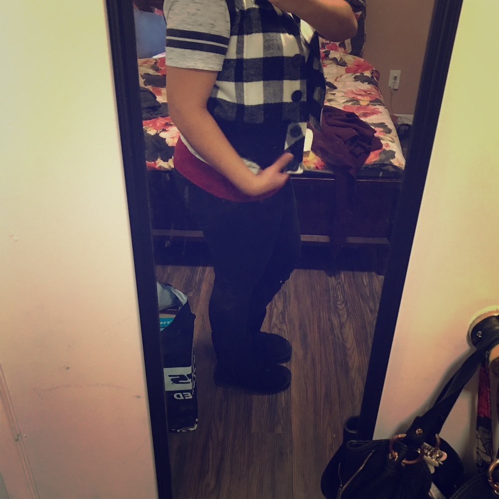 Warm black and off white vest