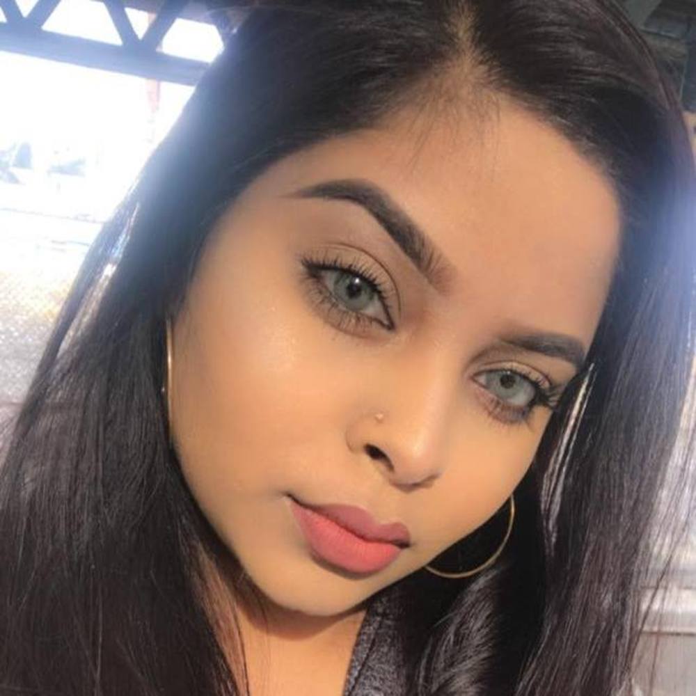 Meet your Posher, Afroza