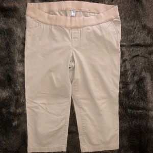 Women's maternity khaki Capri