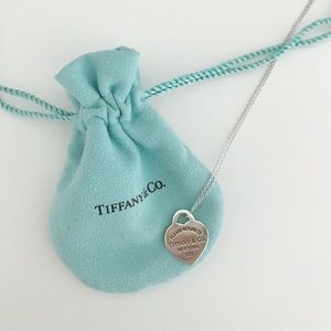 TIFFANYS NECKLACE