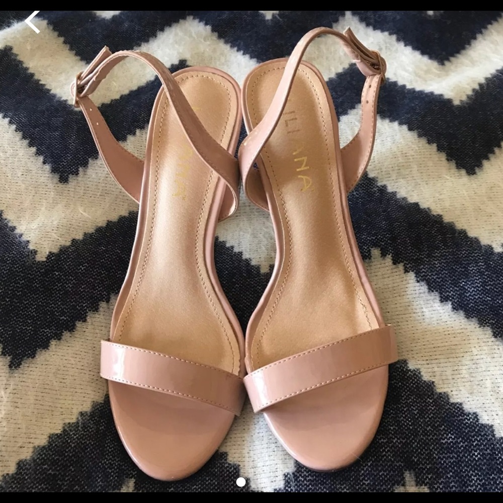 👉 SOLD 👈 Pink Heels