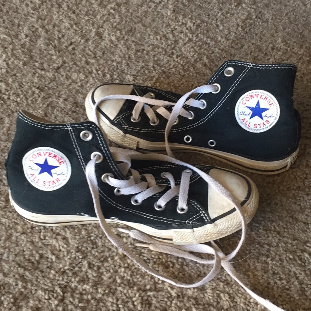 Converse - black high top