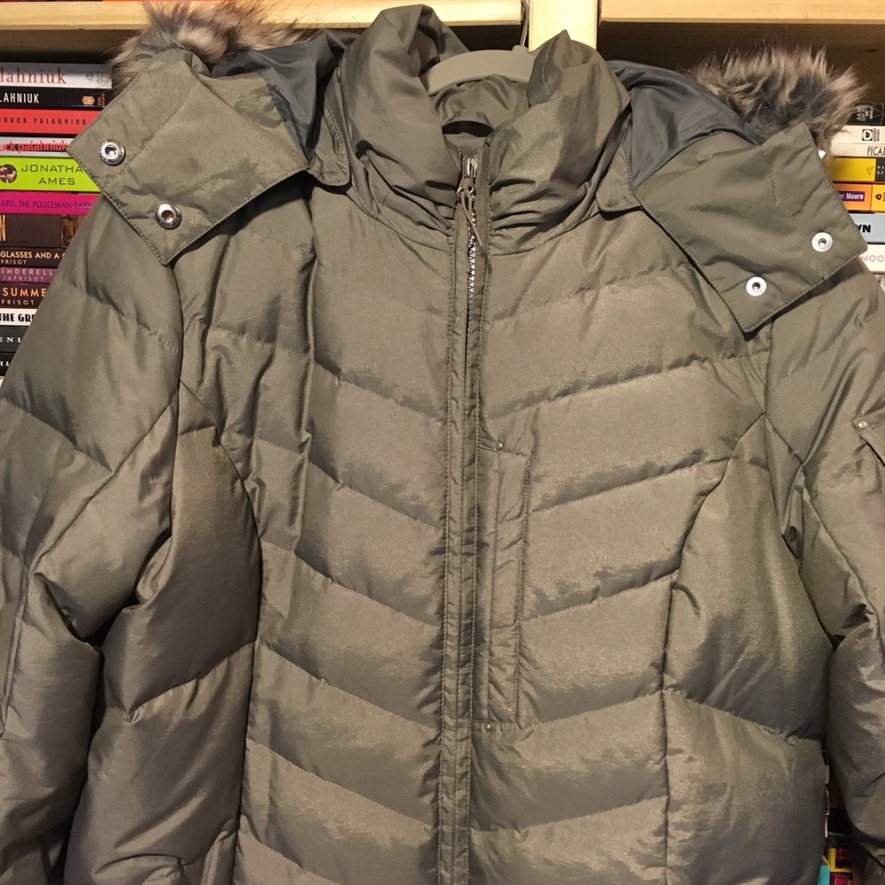 Eddie Bauer winter down coat - Picture 2 of 8
