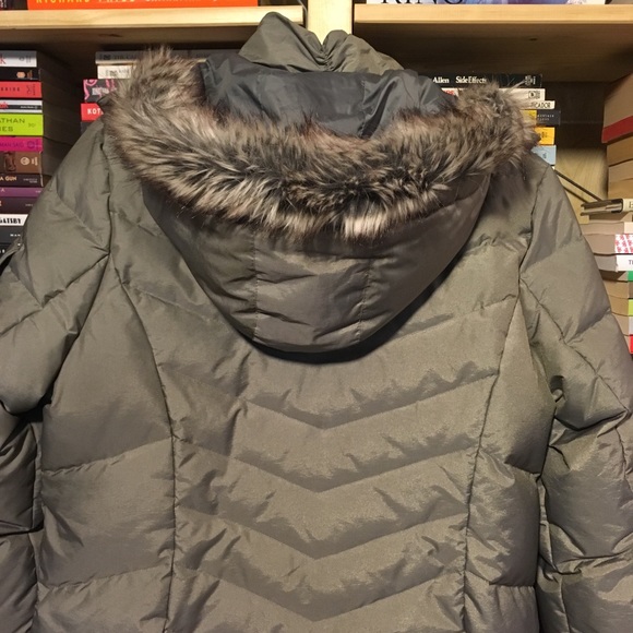 Eddie Bauer winter down coat - Picture 4 of 8
