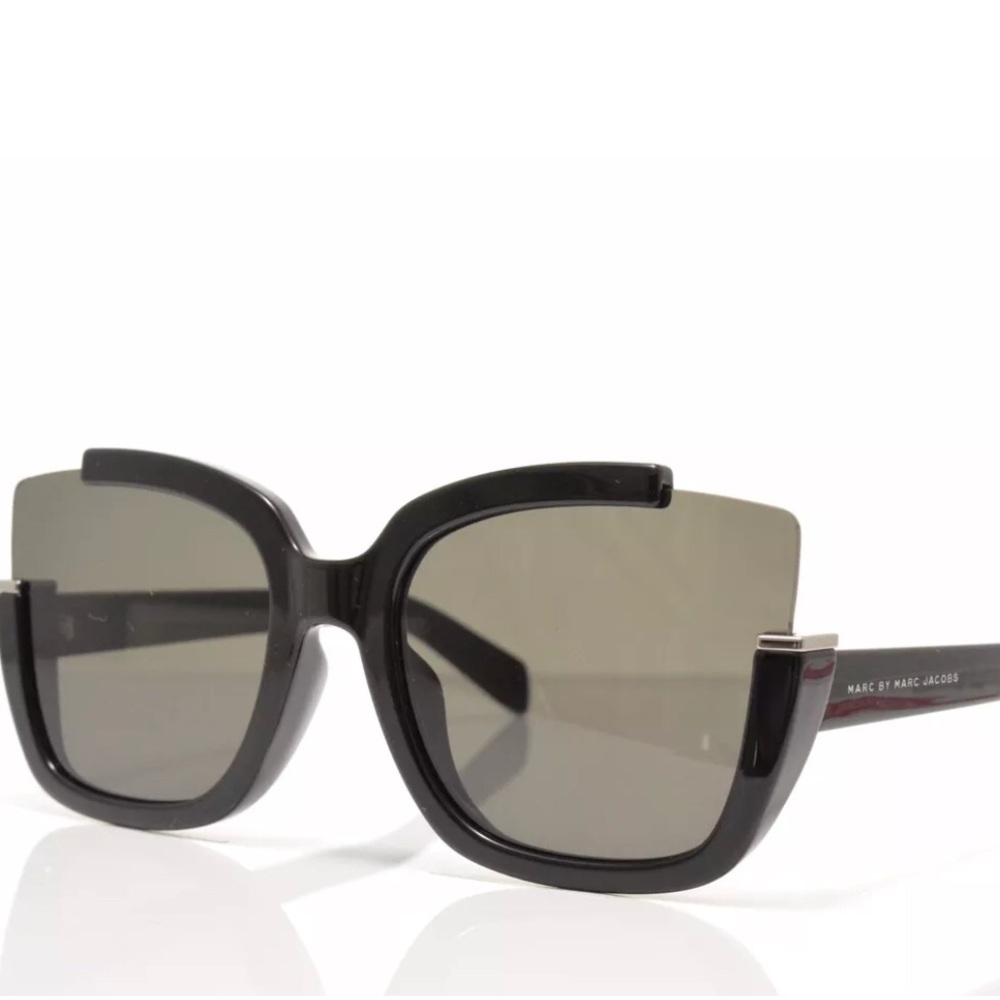 🔥🔥Sold🔥🔥Mac Jacobs sunglasses