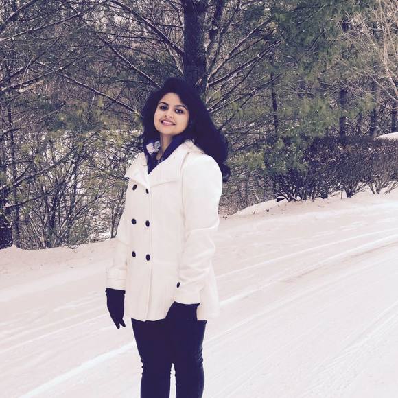 Meet your Posher, Deepa - Picture 1 of 1