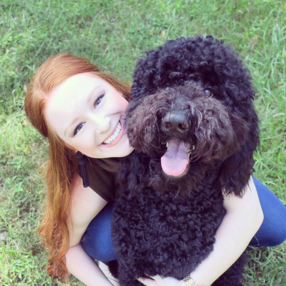 Meet your Posher, Abbey