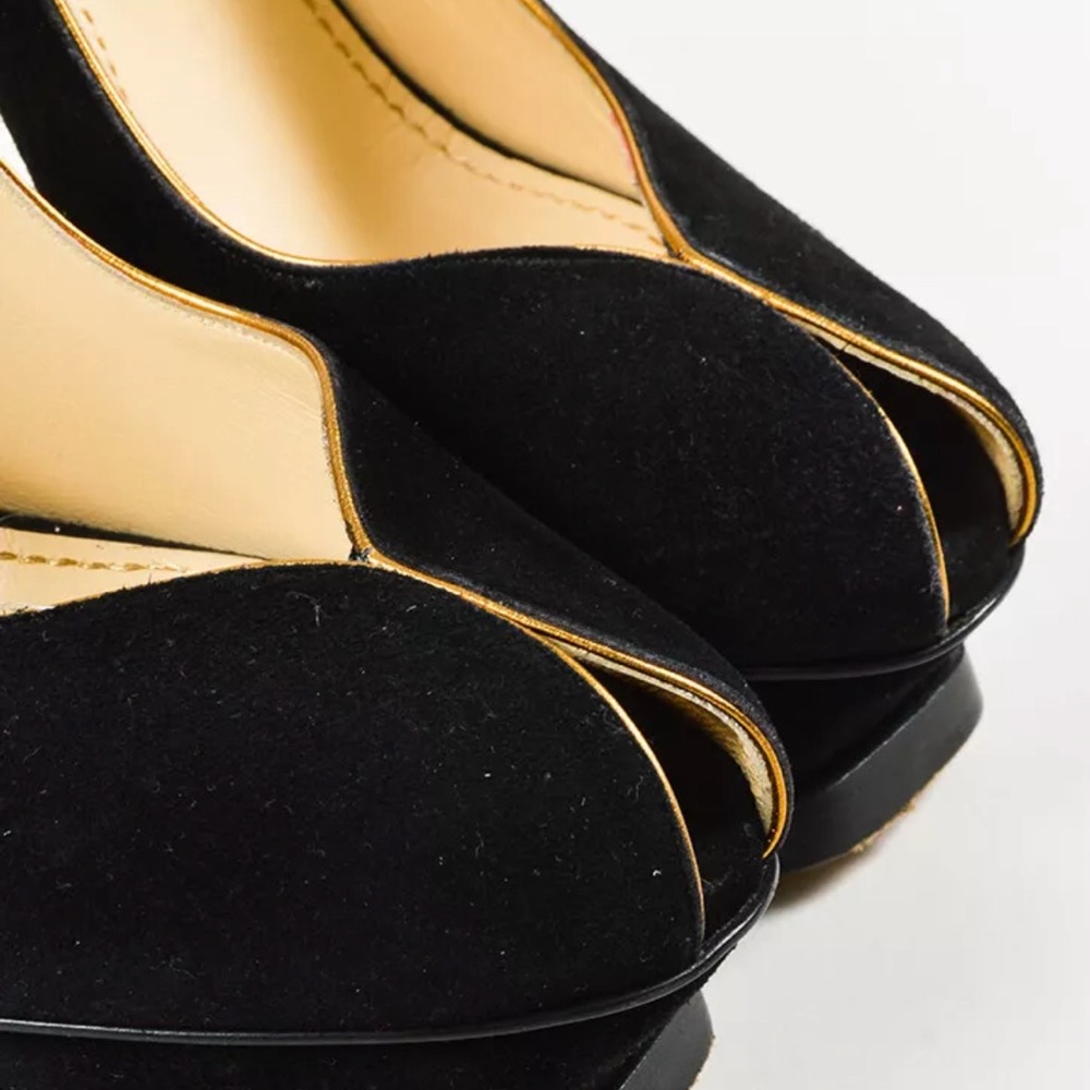 **🔥SOLD🔥** Ysl platform black suede, gold trim - Picture 4 of 5