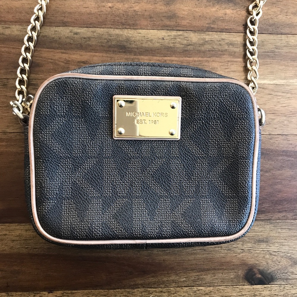 Micheal Kors Crossbody Bag