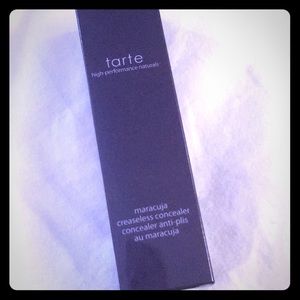 Tarte maracuja creaseless concealer light medium
