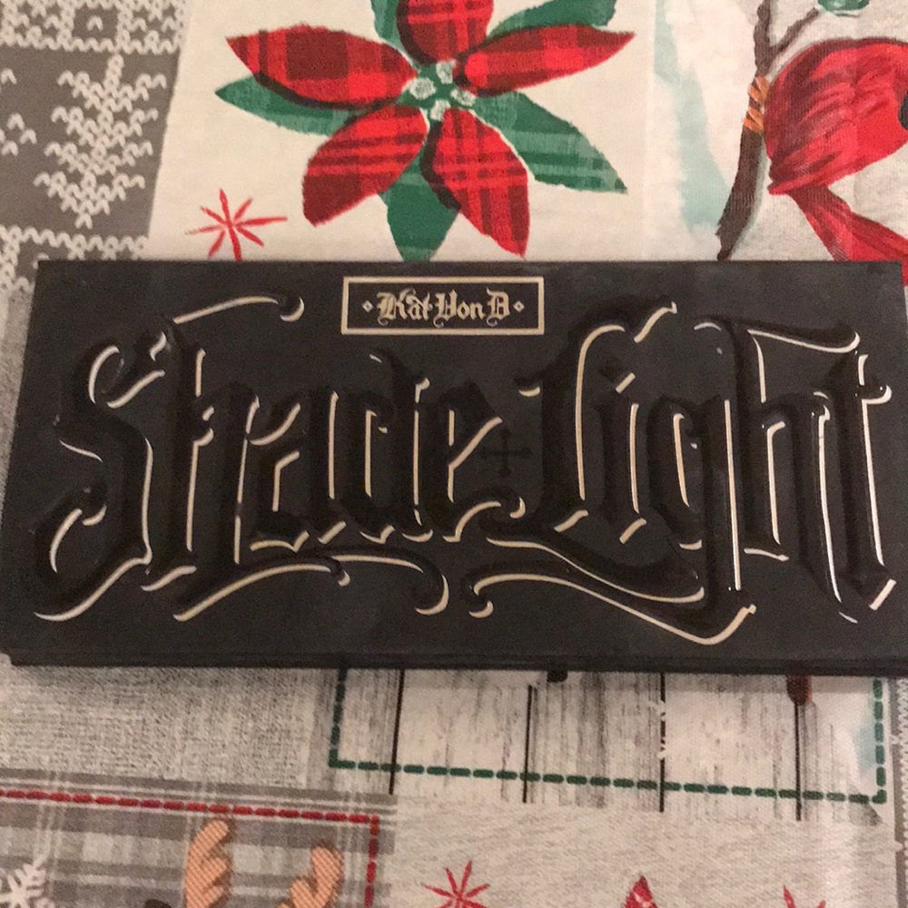 Shade light palette