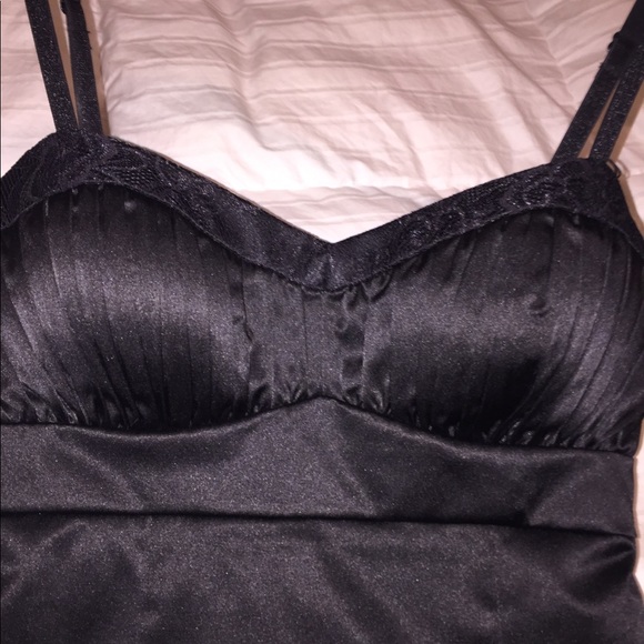 Guess satin slip dress (NEVER WORN) - Picture 3 of 6