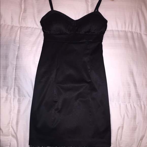 Guess satin slip dress (NEVER WORN) - Picture 6 of 6
