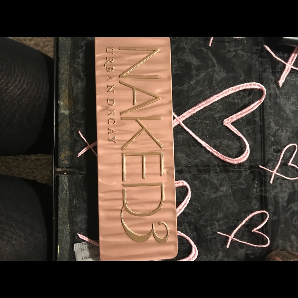 Naked 3 Urban Decay Palette