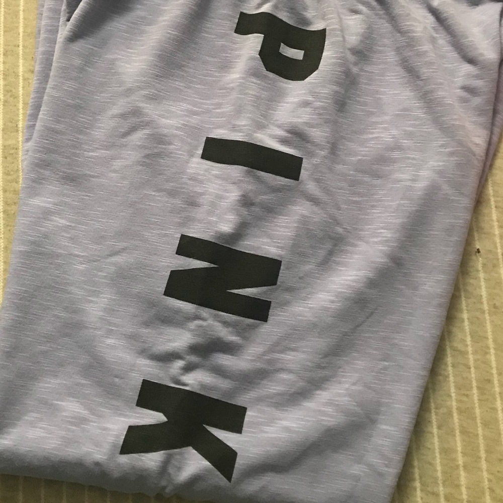NIP Victoria’s Secret Pink sweats