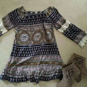 Super cute boho dress. Size M