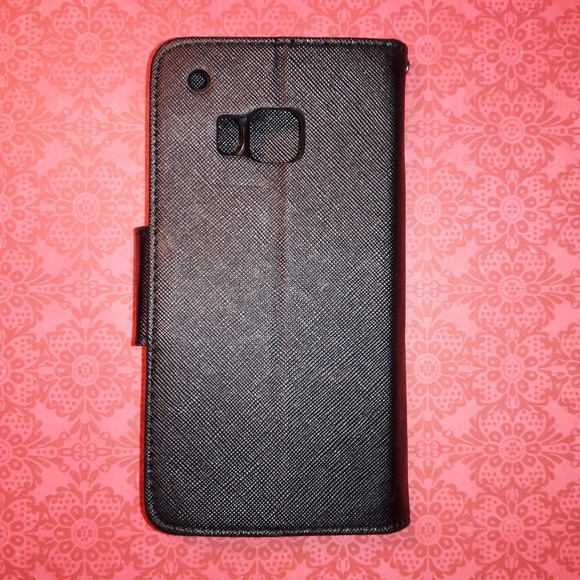 HTC One M9 Black Vegan Leather Folio Wallet Case - Picture 3 of 3