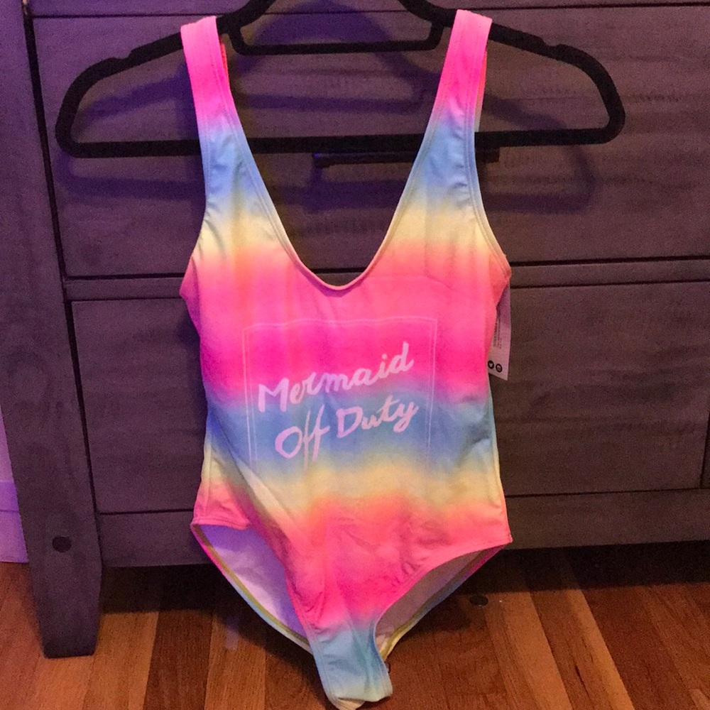 Bathing suit