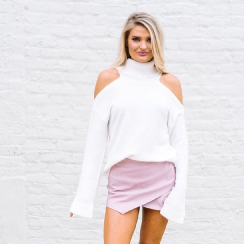 31 boutique bell sleeve turtle neck sweater