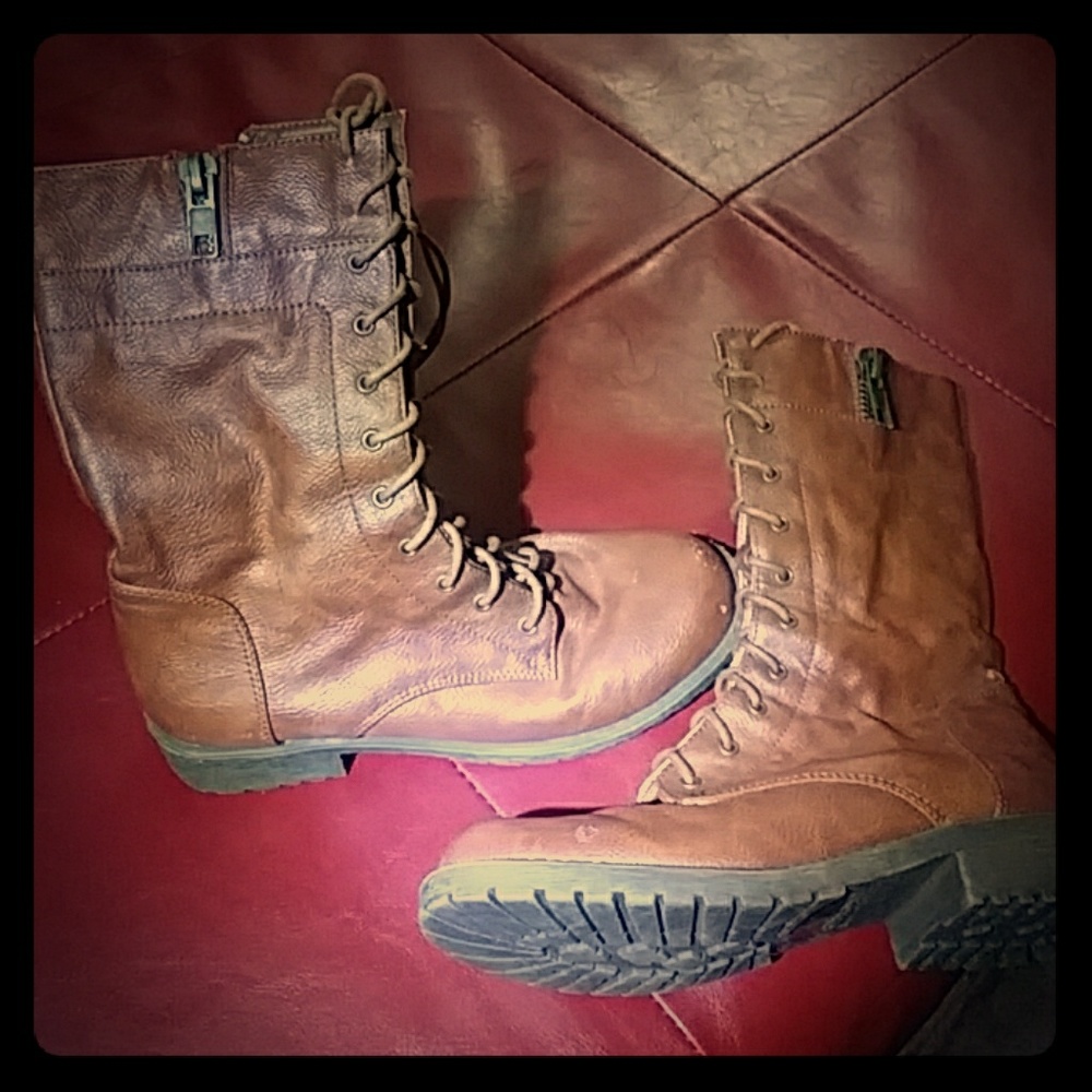 Leather boots