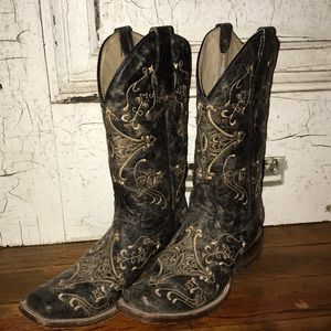 Corral Circle G women’s vintage boots