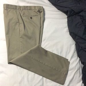 Dockers khakis