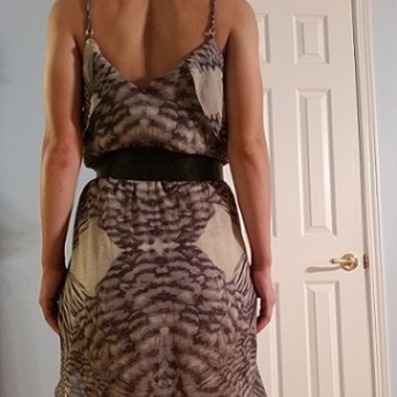 Patterned Dress - Picture 2 of 4