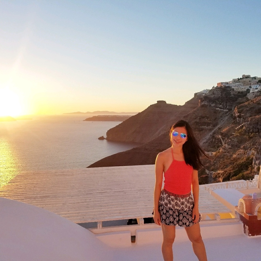 Meet your Posher, Nicole