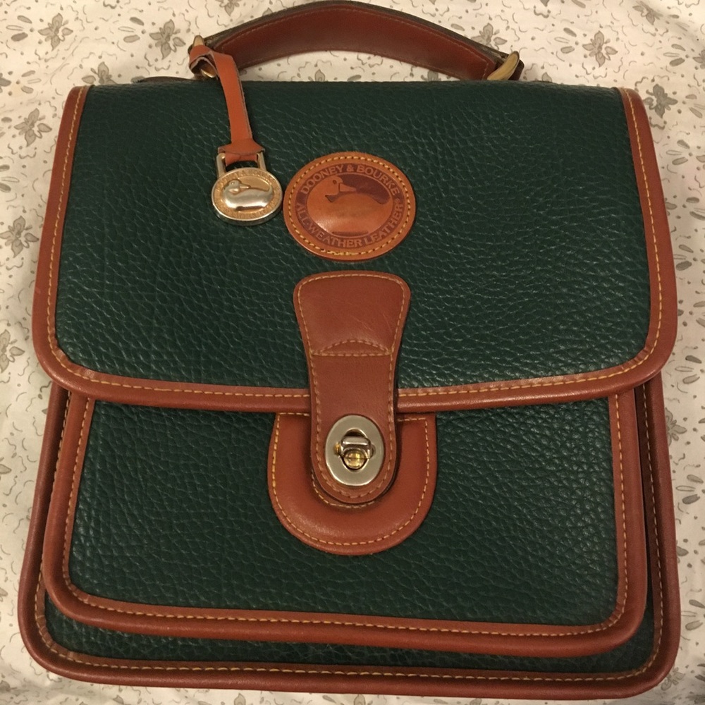 Dooney and bourke green purse
