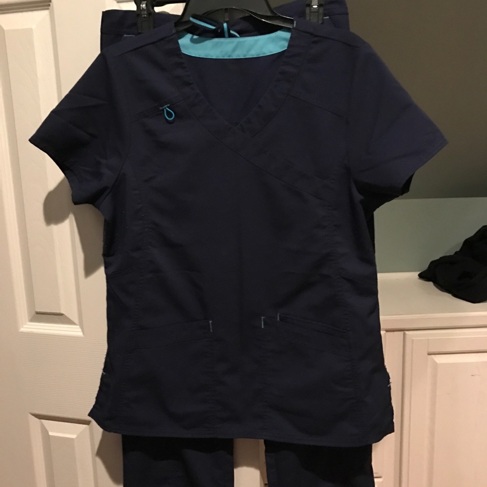 Scrub Star Scrub Set