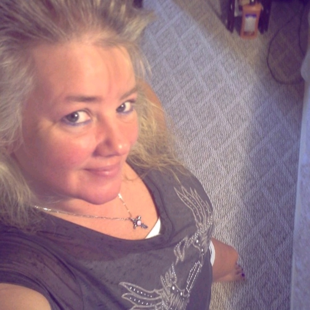 Meet your Posher, Sylvia