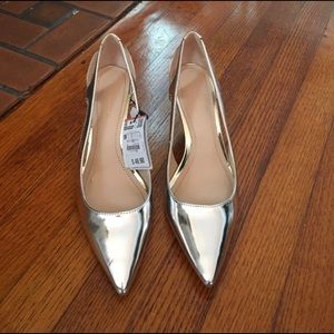 Brand New Zara metallic heels NWOT