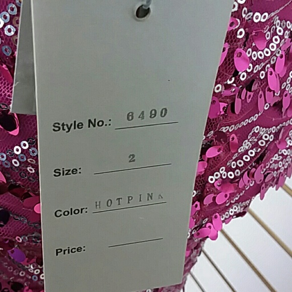 HOT PINK color Riva Designs Prom - Picture 5 of 5