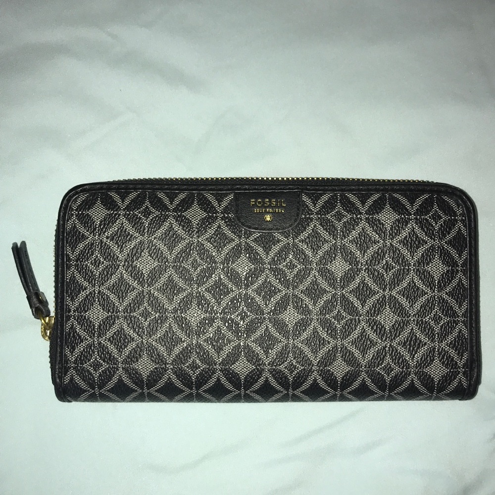 fossil wallet NWOT
