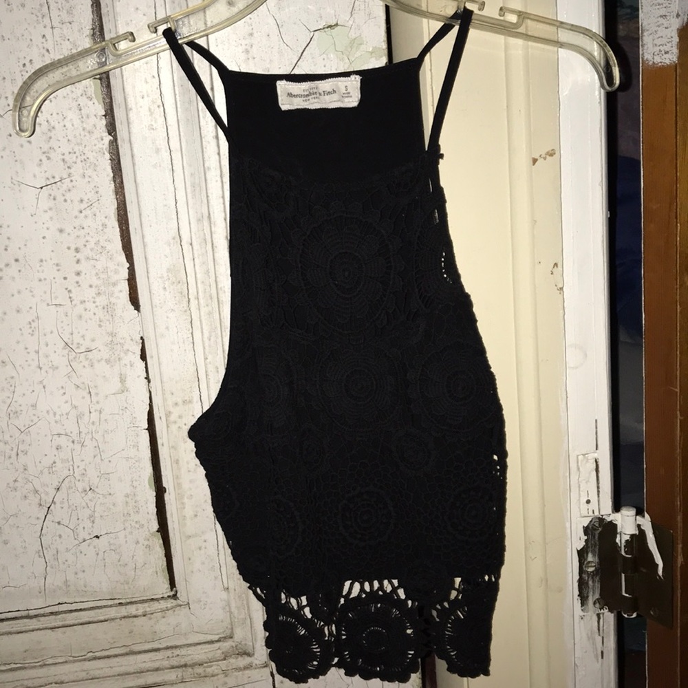 Abercrombie & Fitch lace high neck crop tank