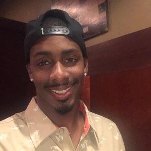 Meet your Posher, Troy