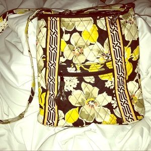 ✨AUTHENTIC Vera Bradley “Hipster” in DOGWOOD✨