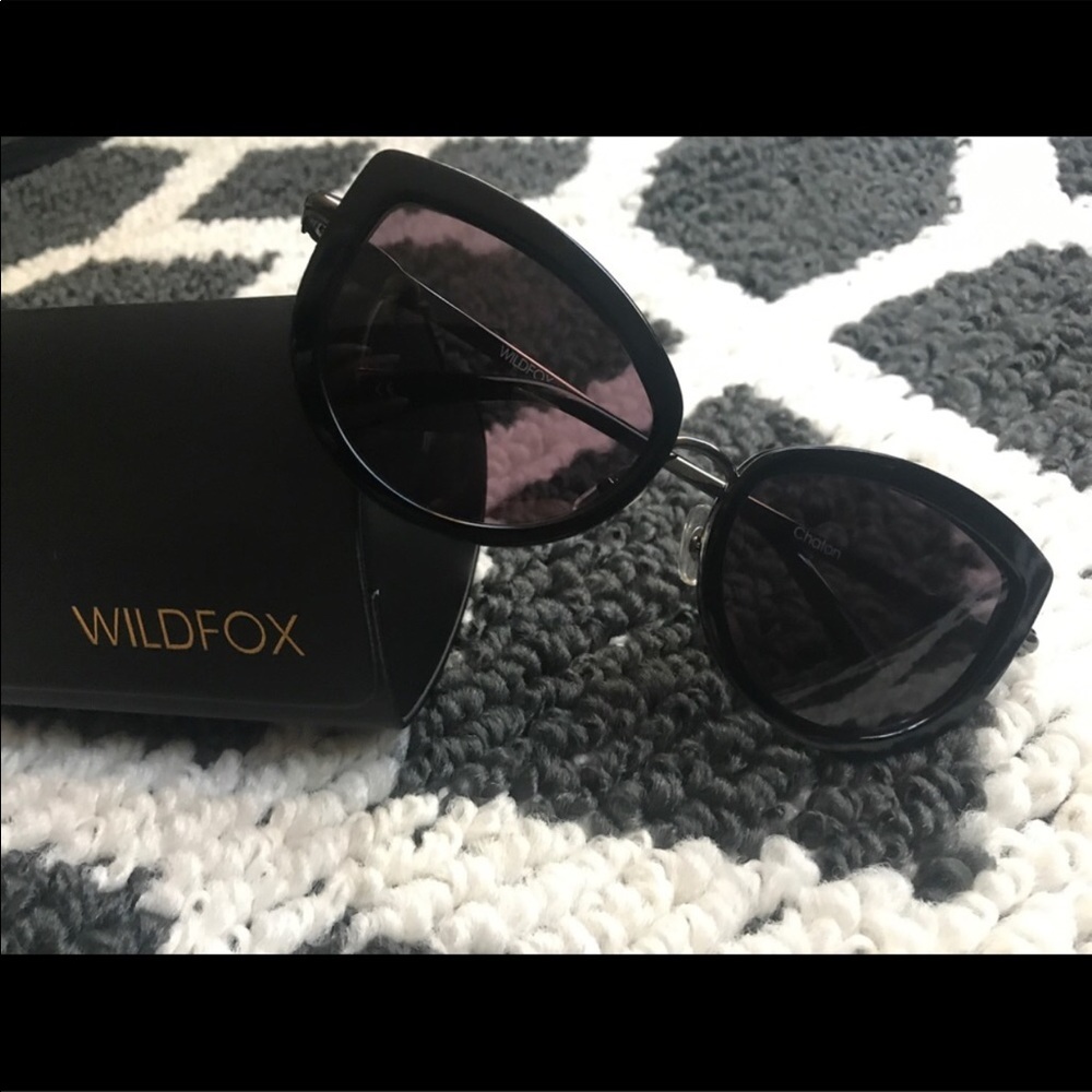 BRAND NEW Wildfox Chaton Sunglasses.