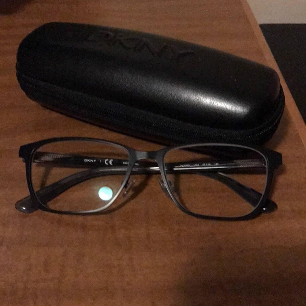 Women’s eye glasses.