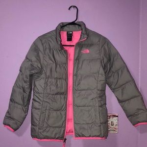 LIKE NEW!Kids Large (14-16) north face jacket