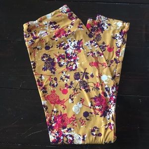 Firm price Lularoe TC DISNEY Leggings
