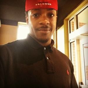 Meet your Posher, Devonte