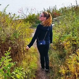 Meet your Posher, Mikayla