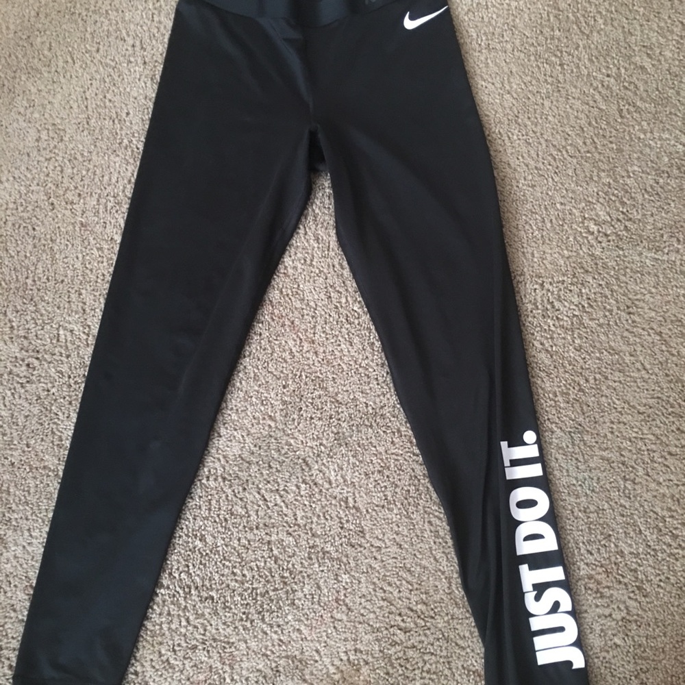 Nike dry fit leggings