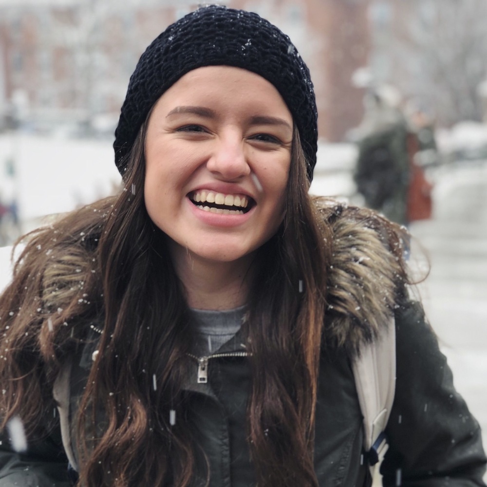 Meet your Posher, Monica