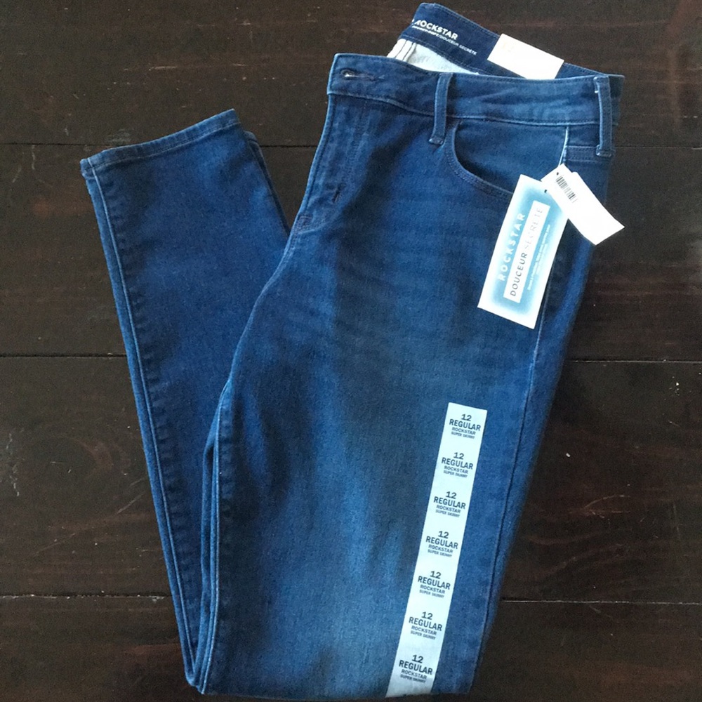NWT Old Navy Skinny jeans