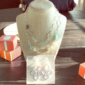 Stella & Dot Arabesque necklace with free earrings
