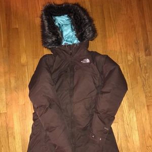 Women’s size medium North Face coat/jacket