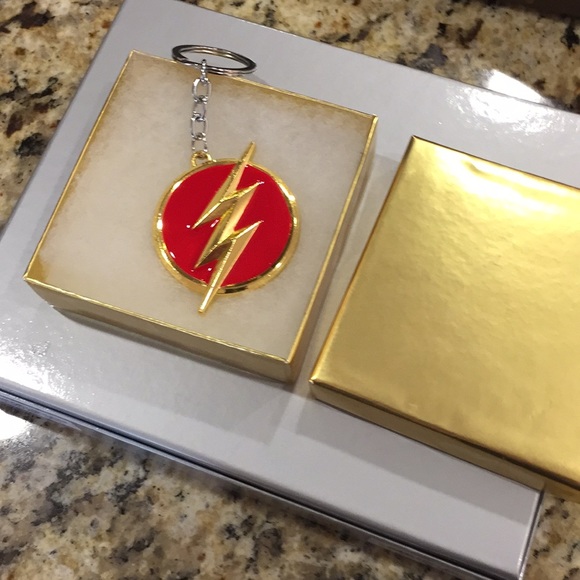 The Flash Justice League Keychain/New - Picture 3 of 5
